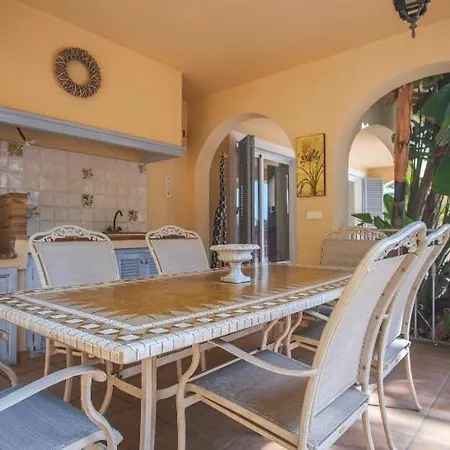 Villa Unique With A Homey Atmosphere In Altea La Vella